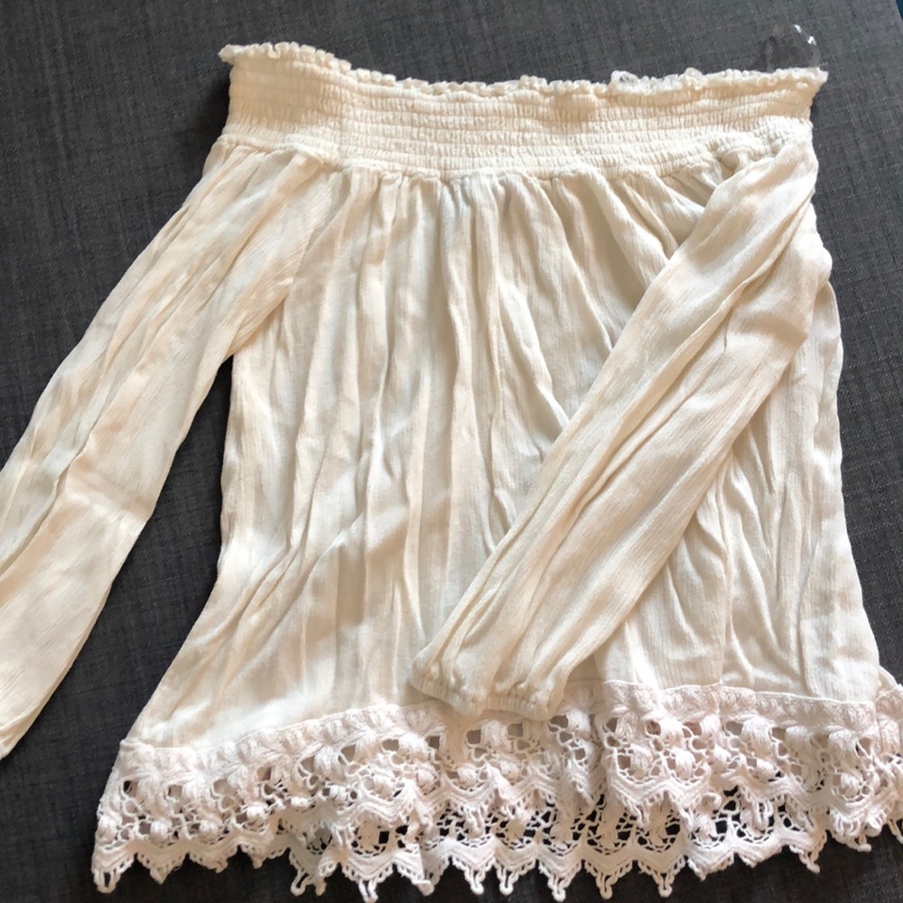 GENTLY USED cream off the shoulder top